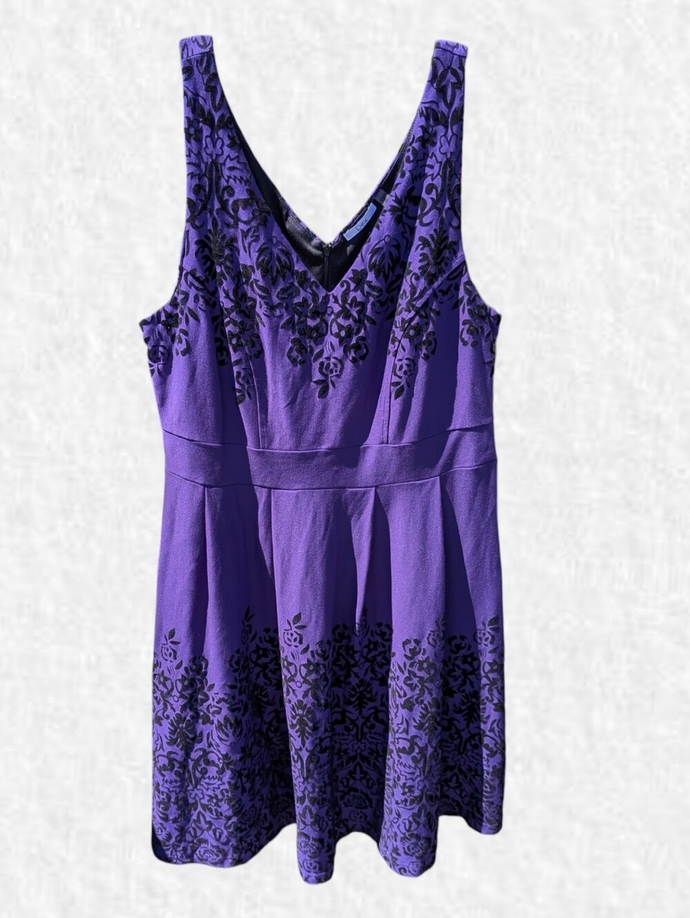 DEX Plus-Size 1x: Purple V-Neck A-Line Midi Dress with Velvet Black Details - Picture 2 of 6
